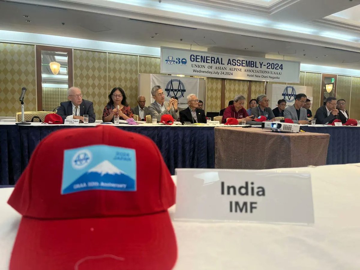 IndianMtrgFdn's tweet photo. Glimpses of the UAAA general assembly at the International Mountain Peace Festival in Nagaoka, Japan, from July 23-27, 2024, attended by IMF Secretary Keerthi Pais, Capt Swadesh Kumar, and Wg Cdr Amit Chowdhury.

#uiaa #uaaa #IMF #meeting https://t.co/bhj6LeOE0b