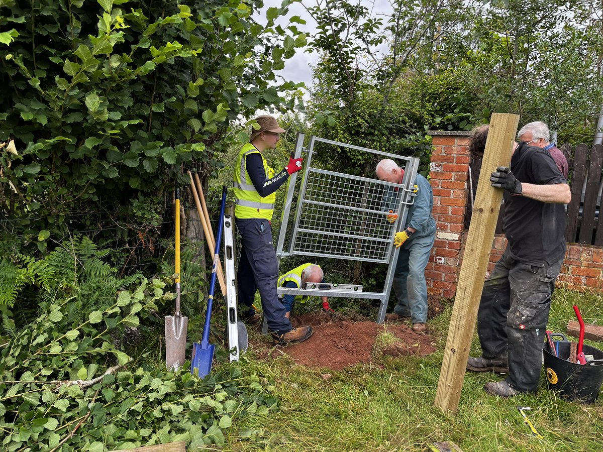 finstumpf's tweet photo. “It matters not how strait the gate”
W E Henley

Which is why he isn’t volunteering with @MonCountryside @RamblersCymru 
Thanks too for the support from the landowners 👏👏👏

@MonmouthshireCC @visit_mon @LoveYFenni @SouthWalesLDWA @VisitAberG #ThreeCastles #PathsToWellbeing https://t.co/fu9wyndMvj