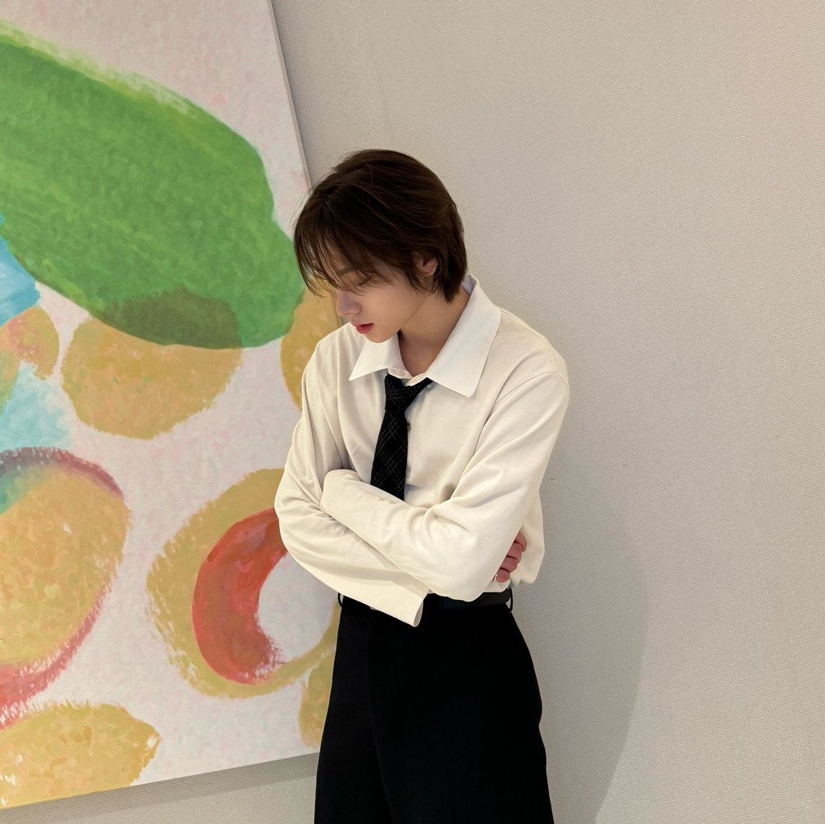 - day 20 ₊✧˚﹕ 

─── ⋆⋅☆⋅⋆ ──
Hi ! I'm eera, lf interactive #moots 

―✦ s/her, 09', infp
―✦ not new to #stantwt #kpoptwt 
―✦ malay/eng
―✦ ults bnd (+more on carrd) 

♡/↺ are v much appreciated ૮꒰ ˶• ༝ •˶꒱ა ♡