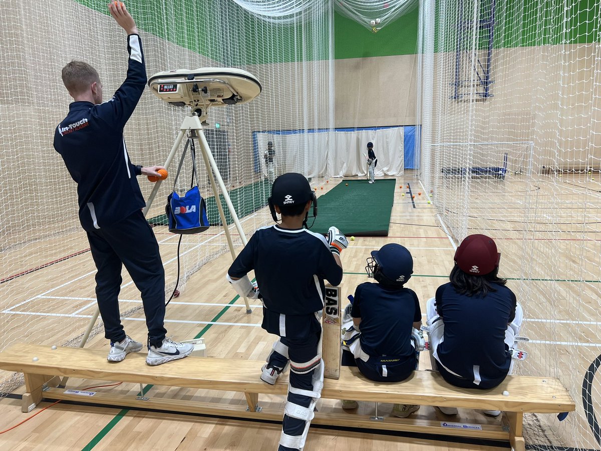 In-Touch Autumn Performance program Oct to Dec 2024 is now available on-line. There is four 10 week courses at u9/10, u11/13, u13/14 and u15/18 led by a team of experienced coaches. Details please visit the In-Touch website courses page intouchcricket.co.uk/coaching/cours…