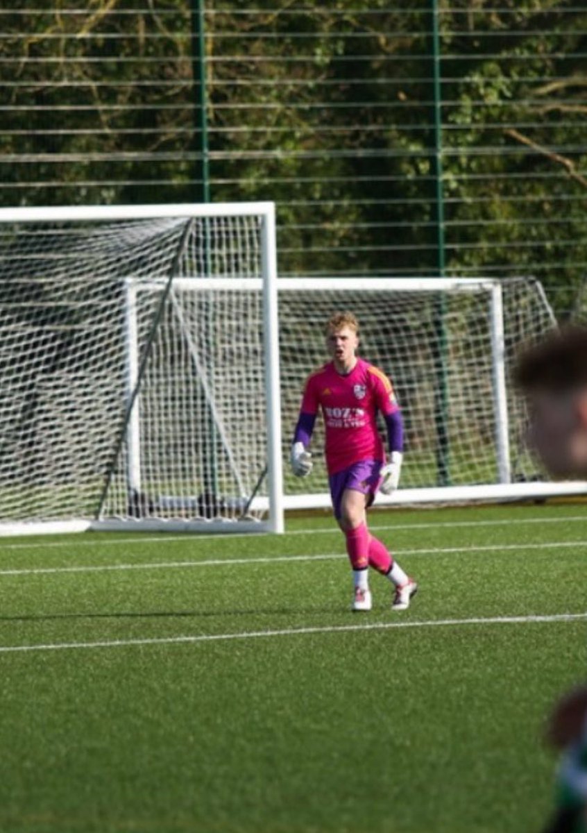 Name: Dominic Wall 
Age: 18 
Position: Goalkeeper 
Location: Berkshire | Surrey
Previous clubs: Virginia Water, Wokingham Town, Woking Fc U18s

Looking for Step 7 and above