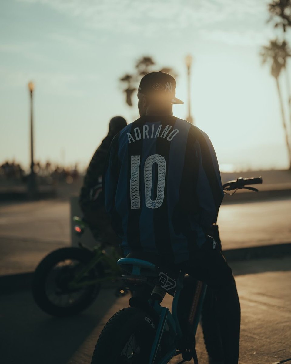 433's tweet photo. Marcus Thuram rocking a classic Inter kit 😮‍💨