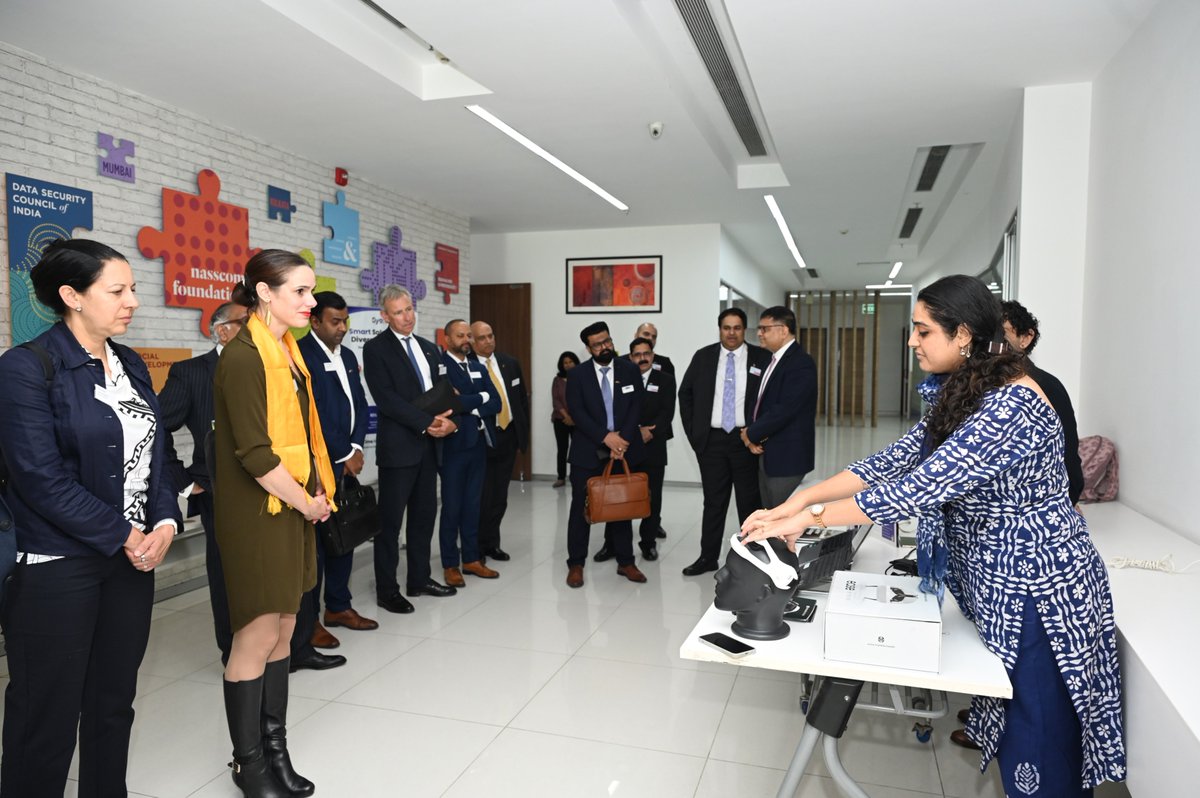 HMTCSouthAsia's tweet photo. The UK’s Tech sector is a global powerhouse.

At @nasscom yesterday, the 🇬🇧 tech delegation witnessed:
➡️ Huge opportunities within the 🇮🇳 tech ecosystem
➡️ The role that incubators play energising tech startups
➡️ How young Indians are paving the way for future tech innovation https://t.co/ct7I3d1qcS