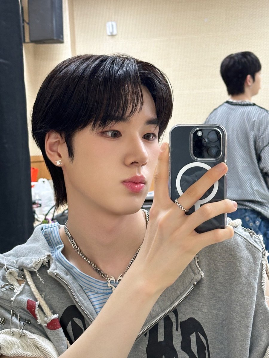 MEMBERS_8TURN's tweet photo. 터닝 🫶🏻

#8TURN #에잇턴 #エイトターン 
#윤성 #YOONSUNG #ユンソン https://t.co/KifUdLknew