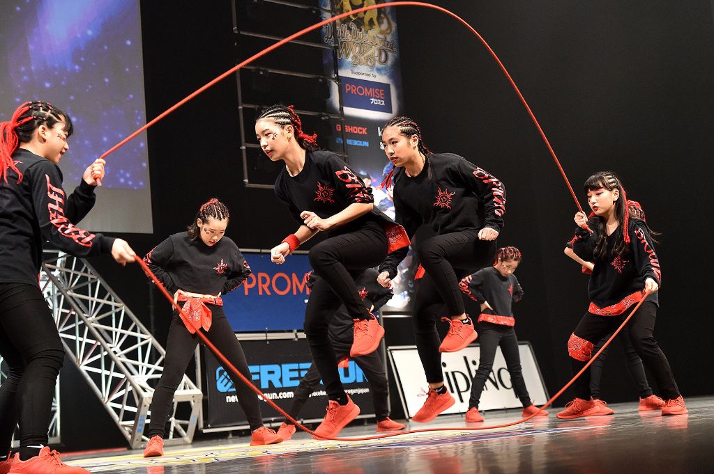 kawasaki_pr's tweet photo. 日本初開催の”ASIAN JUMP ROPE CHAMPIONSHIPS 2024”を開催中の #カルッツかわさき で
#ダブルダッチ のパフォーマンス部門とスピード部門の世界一を決める🏆DOUBLE DUTCH CONTEST WORLD 2024🏅が開催🎉
🗓️7月28日(日)13時~
🔽LIVE配信は当日購入もOK‼️
https://t.co/BvMLzHMDIE
#かわさきいいね https://t.co/63Ua8T0Zzr