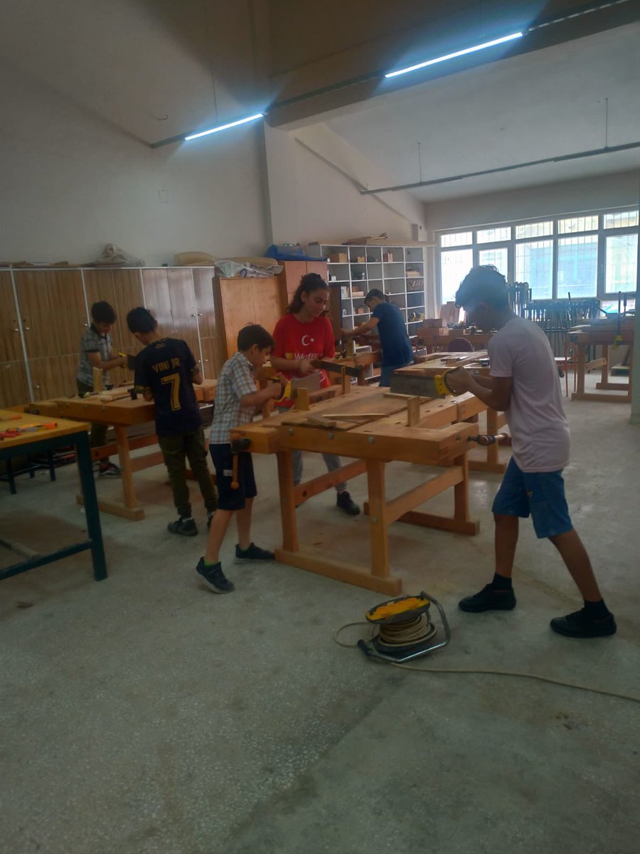 mersineml's tweet photo. Beceri Geliştirme Programı kapsamında 7. Sınıf öğrencilerimizin kendi yaptıkları ürünler ortaya çıkmaya başladı 🧿🇹🇷@MersinMEM @MersinMesleki @MeslegimHayatim @fazilet_durmus https://t.co/OEEneCqiTb