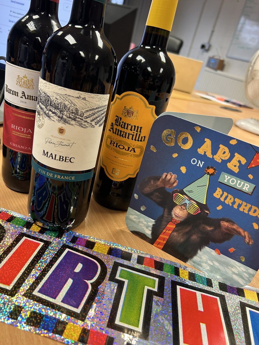 Triple work birthday 🎉❤️ 

Last time we will all be in the office together before we become another year older, so we decided to celebrate together today ♌️🥳

#VisionforEducation