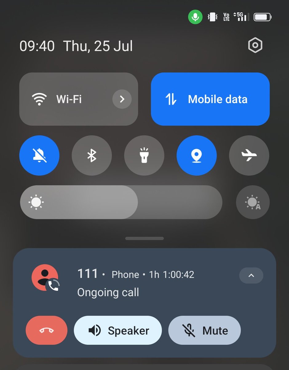 SnapshotFlo's tweet image. 2 days in a row I've tried to speak to 111 about my broken tooth @UKLabour pls fix dentistry in this country