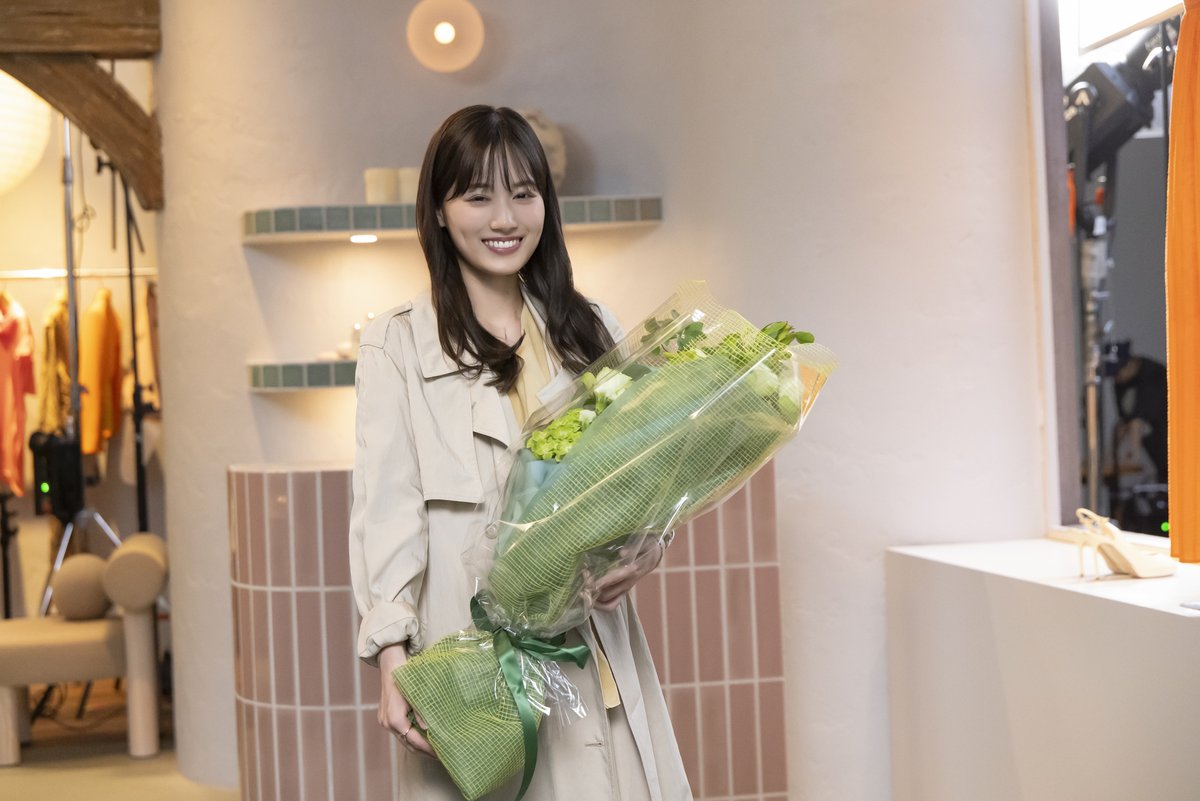 oricon's tweet image. 山下美月、きょう25歳の誕生日🎂
「一人でいろんなことにチャレンジしていきたいな」

乃木坂46卒業後初CM「三井住友カード」
新イメージキャラクター就任✨️

【✍🏻インタビュー全文】
忘れられない誕生日はバイト先で店長に…
oricon.co.jp/news/2337663/?…

#山下美月 #山下美月生誕祭