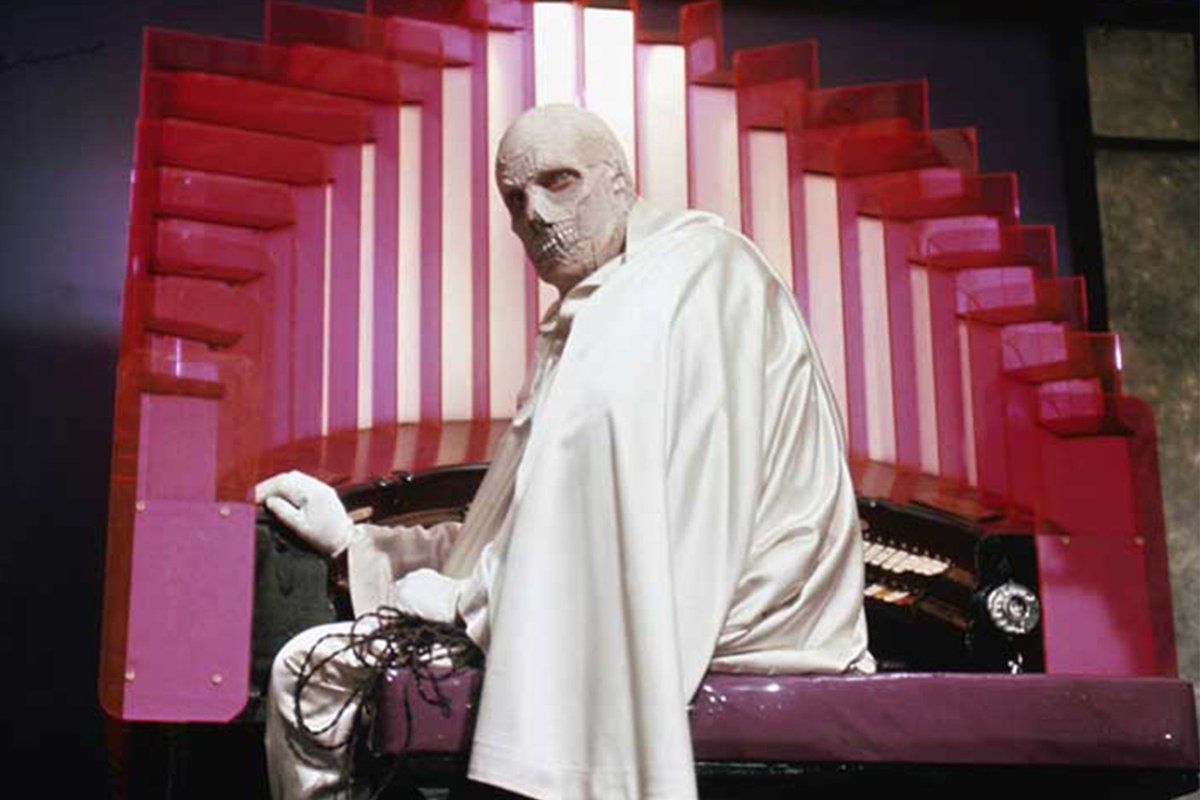 KMilburn6's tweet photo. @Ashy_slashee Dr Phibes and his clockwork wizards https://t.co/8u6ETeHVQ2
