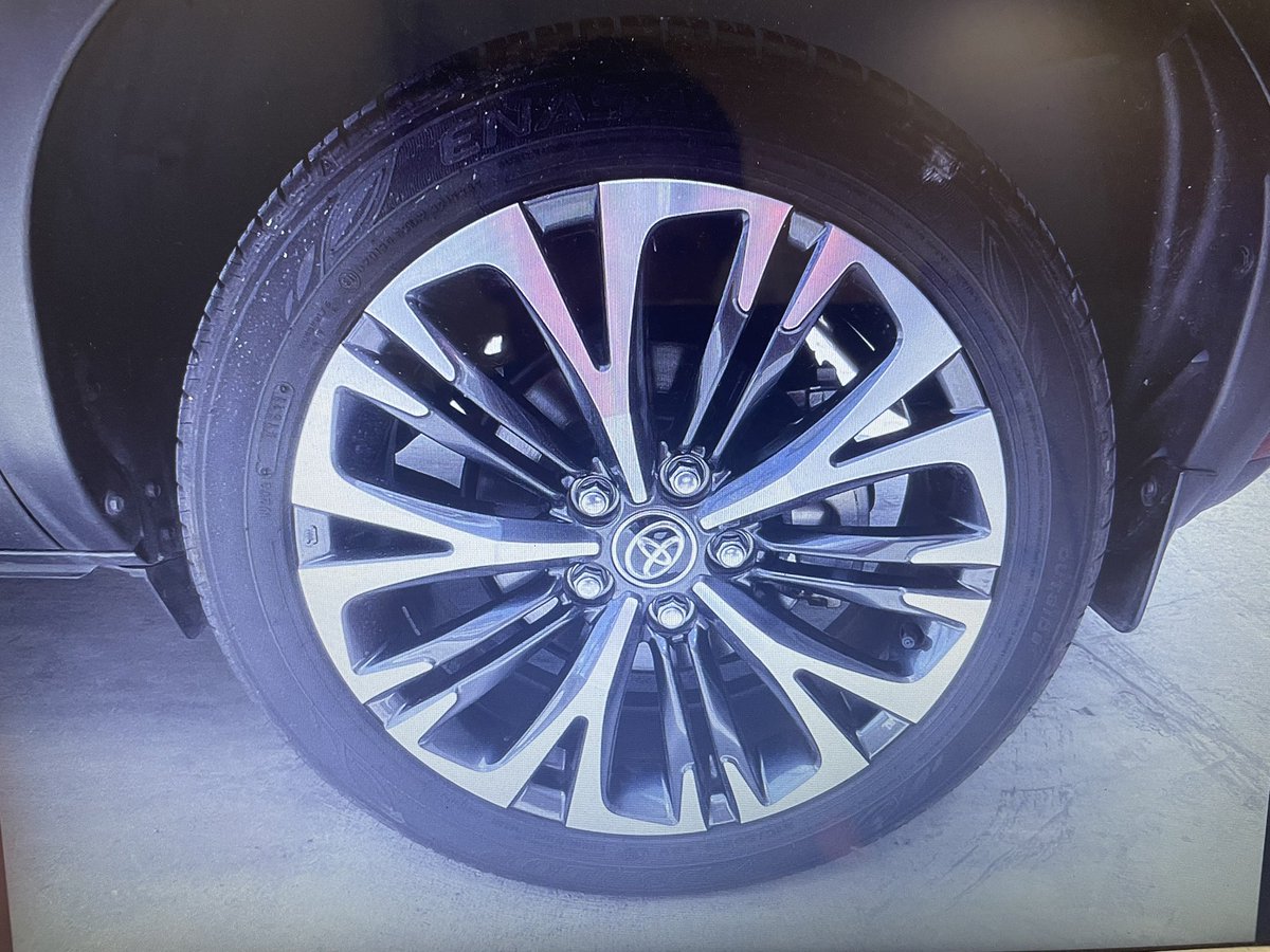satoshi1238's tweet photo. 盗難車両の情報です
ヤリスクロスハイブリット
E-Fourの車両になります
ボディーカラーワインレッド
ナンバー無し https://t.co/uLIR549Ygw