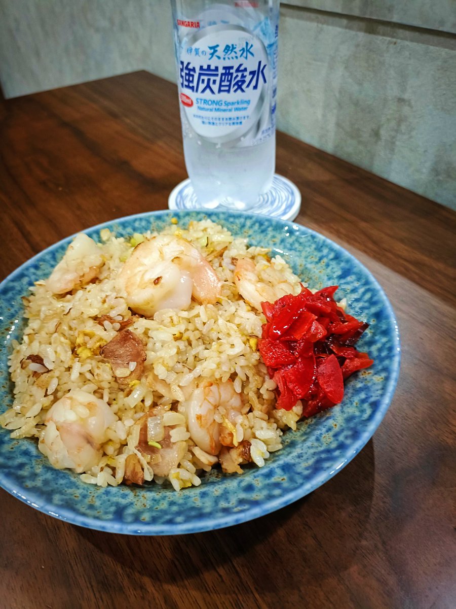 炒飯×福神漬け ウマっ。🐴

えび プリっ。🦞