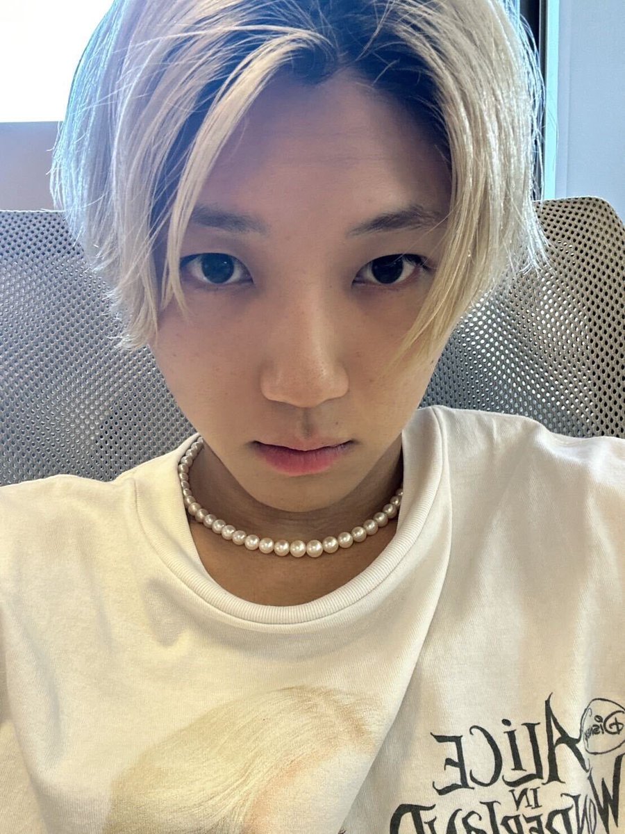 7order_official's tweet photo. ／
 本日の #これが我らの7ORDER 
 安井謙太郎
＼

どーも髪が伸び切った安井ですー！
いよいよツアーも大阪の残すのみ！
その前にはXDfesもありまして、我々を知って頂く良い機会もありますのでみんなで最高の7月の締めくくりにできたらと思います！
But(表)みんなで歌おー💪

from #安井謙太郎  #7ORDER
#NSRT2024_7ORDER
