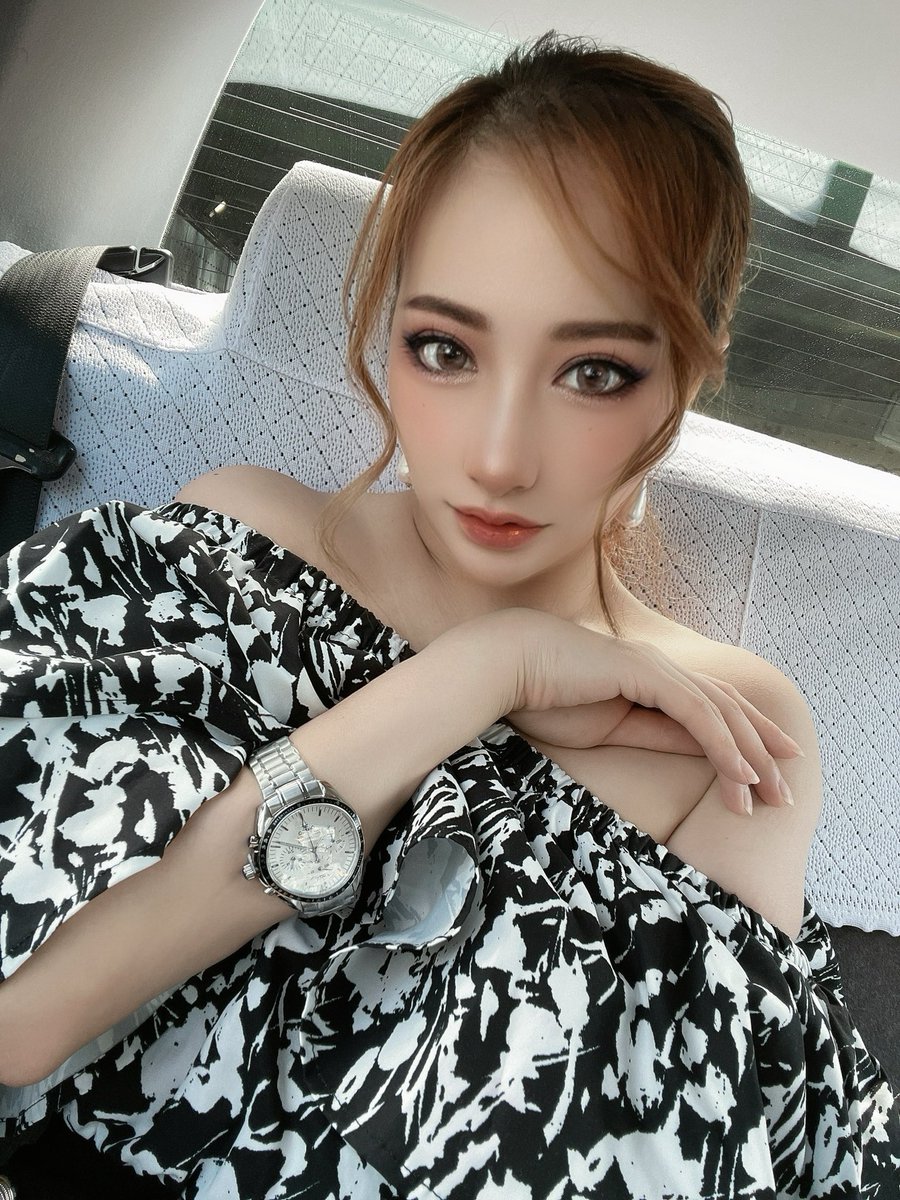 SEXYな時計でか今日はお出かけ💄 #PPPTOKYO とコラボとか最高