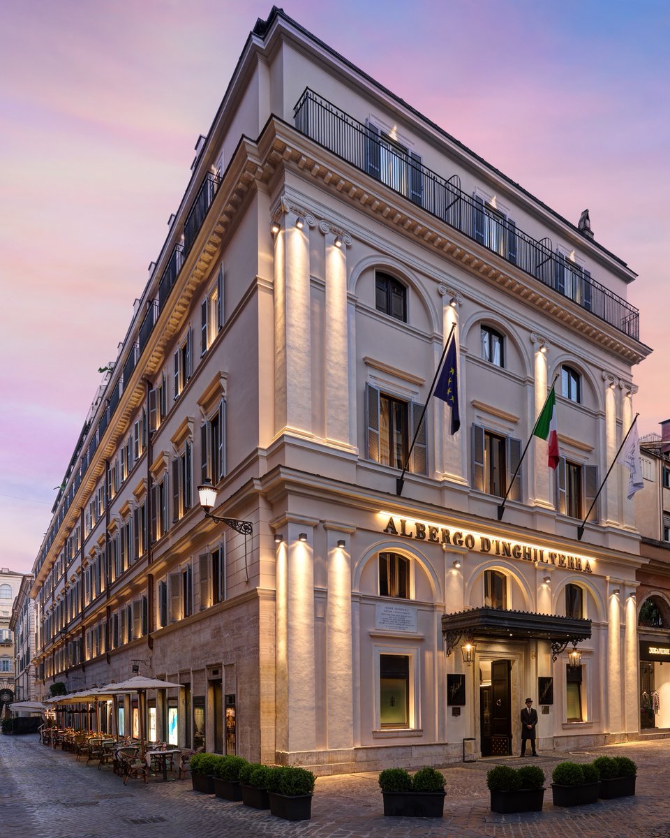 Starhotels's tweet image. Ready for a grand #reopening. 
After an extraordinary restoration that has rewritten its legendary history, #HoteldInghilterraRoma will reopen its doors next September 27th, restyled in all its details while always respecting its historical heritage. 
Stay tuned! #Starhotels