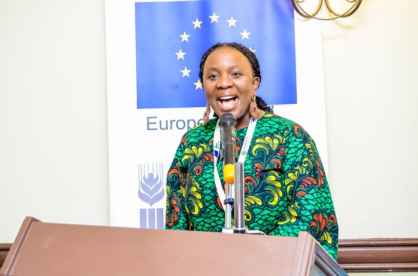 ccardesa_sadc's tweet photo. Ms. Amanda Chembezi, #CCARDESA Board Member, opened the Proposal Development #Writeshop for the Regional Fish Genetic Improvement Program in Blantyre, #Malawi . She announced CCARDESA's refreshed research priorities, now including livestock, forestry, apiculture and #aquaculture. https://t.co/hMfYyesvoq