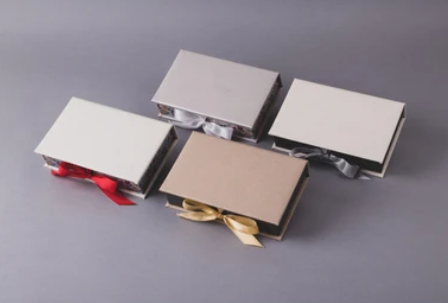 RIGID BOXES
paperpackagingsolutions.com
#rigidbox  , #giftbox, #packaging, #packagingdesign, #fashion, #followforfollowback, #follow, #style, #food, #amazing, #bestoftheday, #cool,