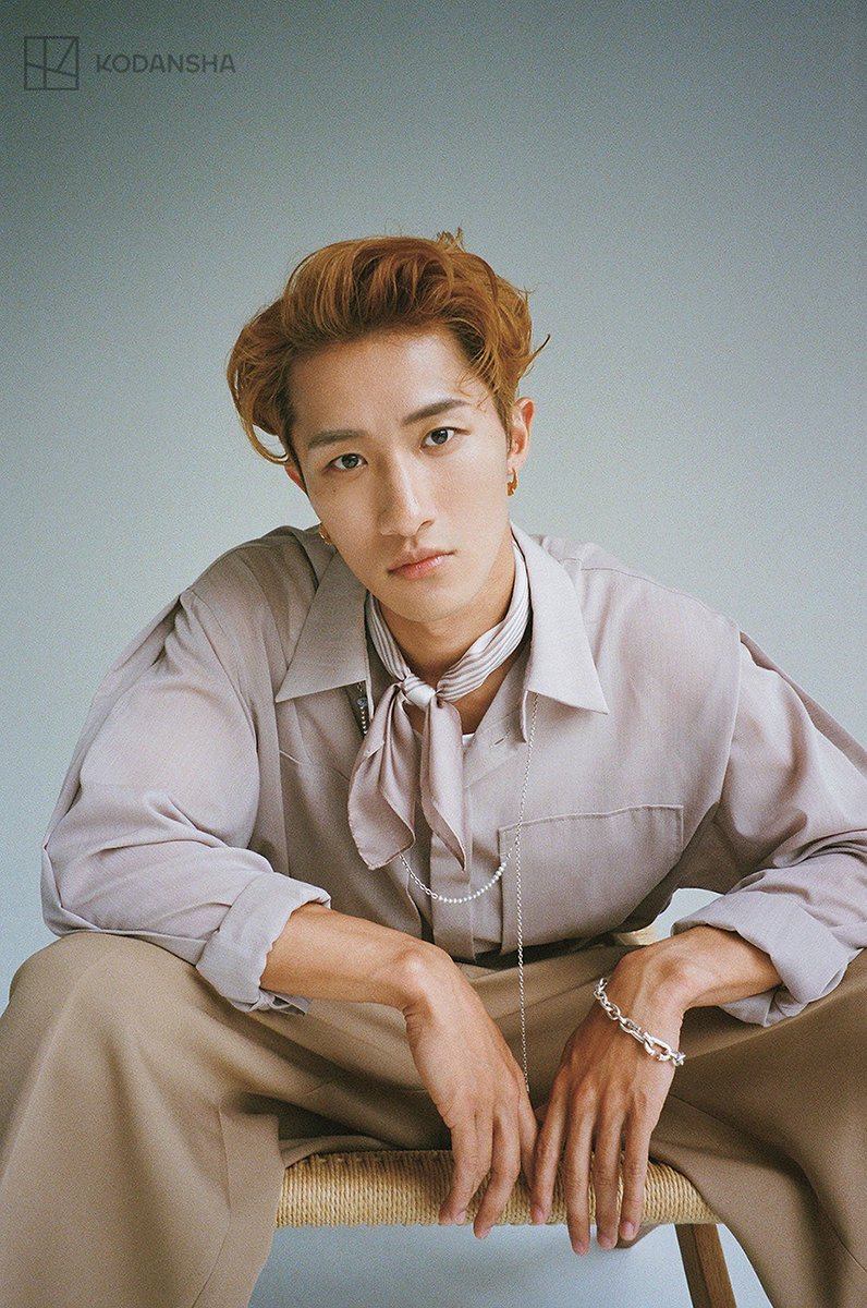 Snow Man岩本照 2ルック衣装着こなす👔✨ “グループへの揺るがぬ愛”も