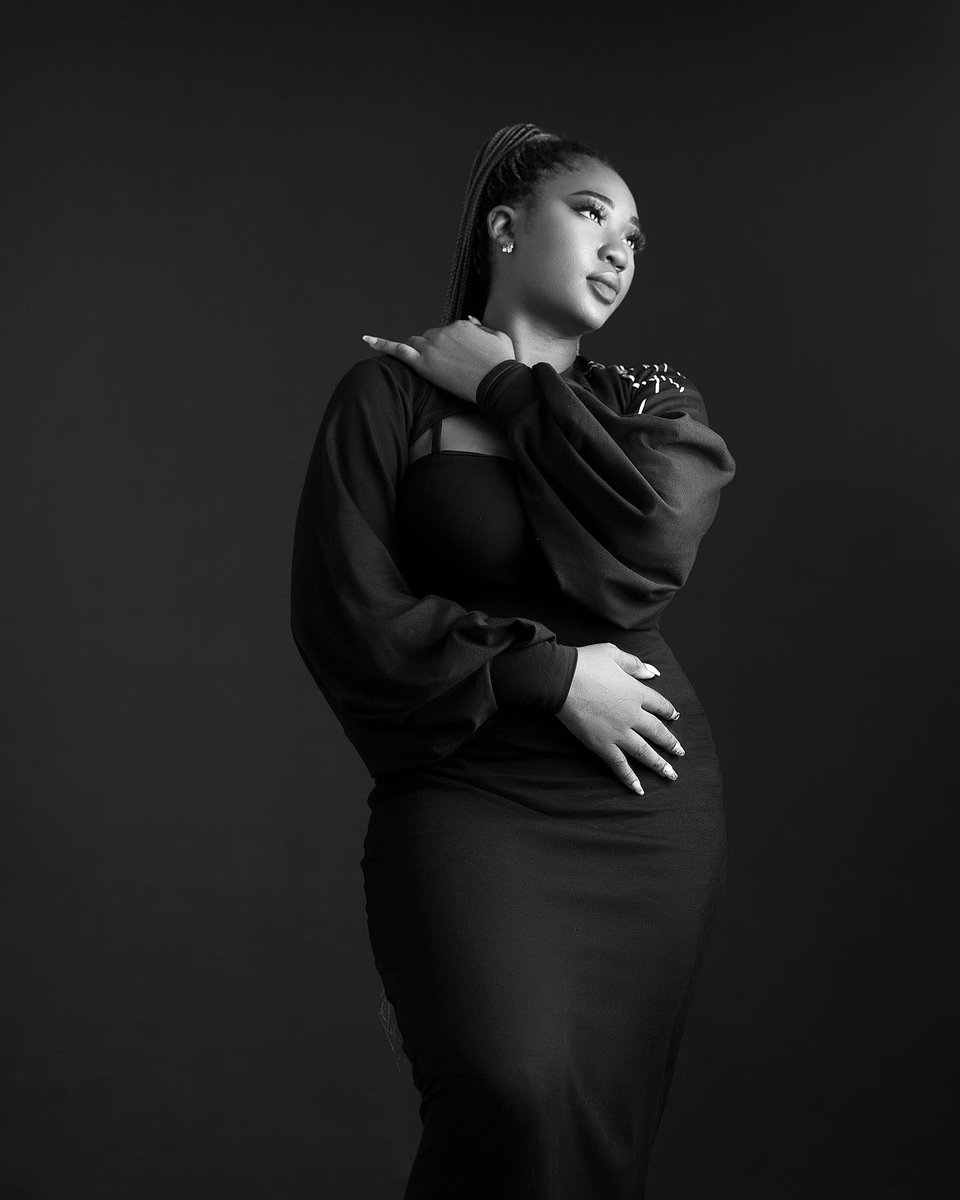 EllaFortte's tweet photo. What’s your Saturday looking like? 
Come let’s have an evening of tales, poetry and amazing cocktails at the @KokopelliAfrica tales and cocktails!! This is one edition you do not want to miss! See you there💃🏽💃🏽💃🏽 https://t.co/Nlw8yEMk1q