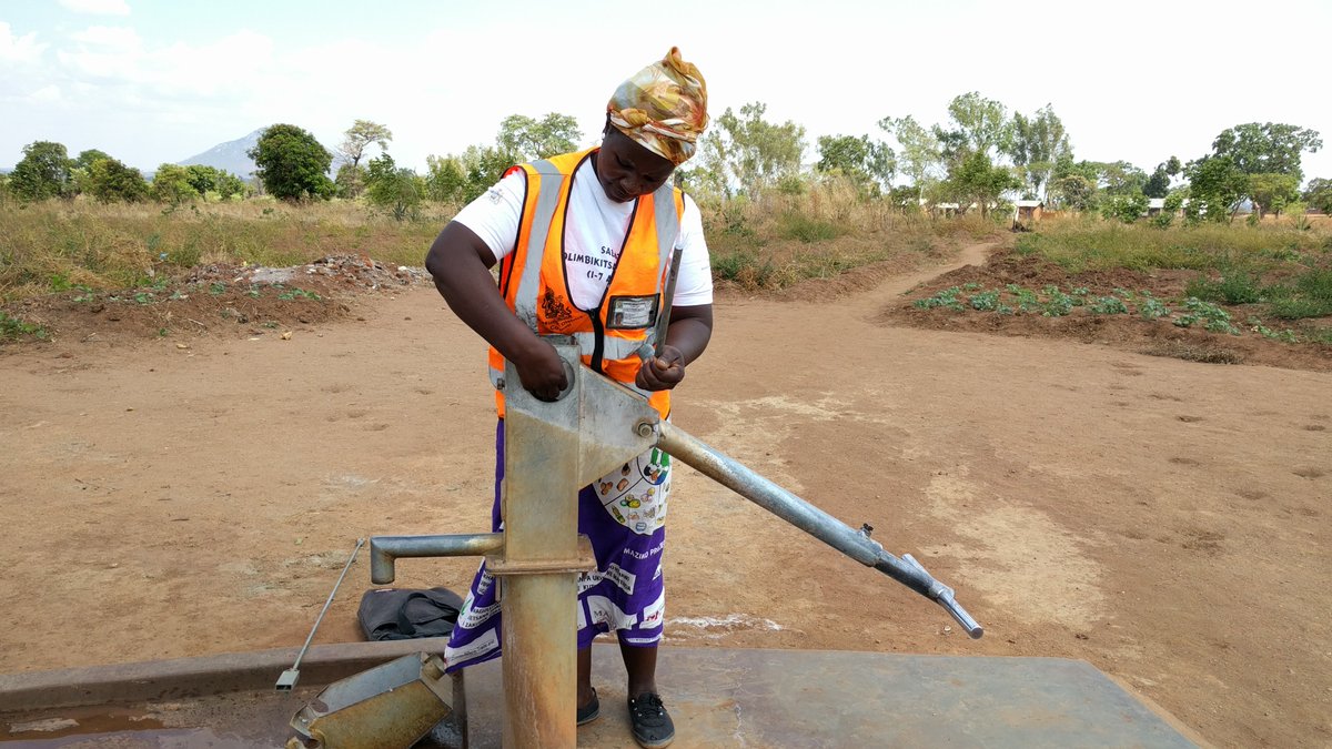 Maria enrolled in our training and mentoring scheme where she learnt the technical skills to install, repair and maintain a variety of pumps. Today, thanks to her skills in water point repair and maintenance, communities in rural Malawi have reliable access to clean, safe water💧