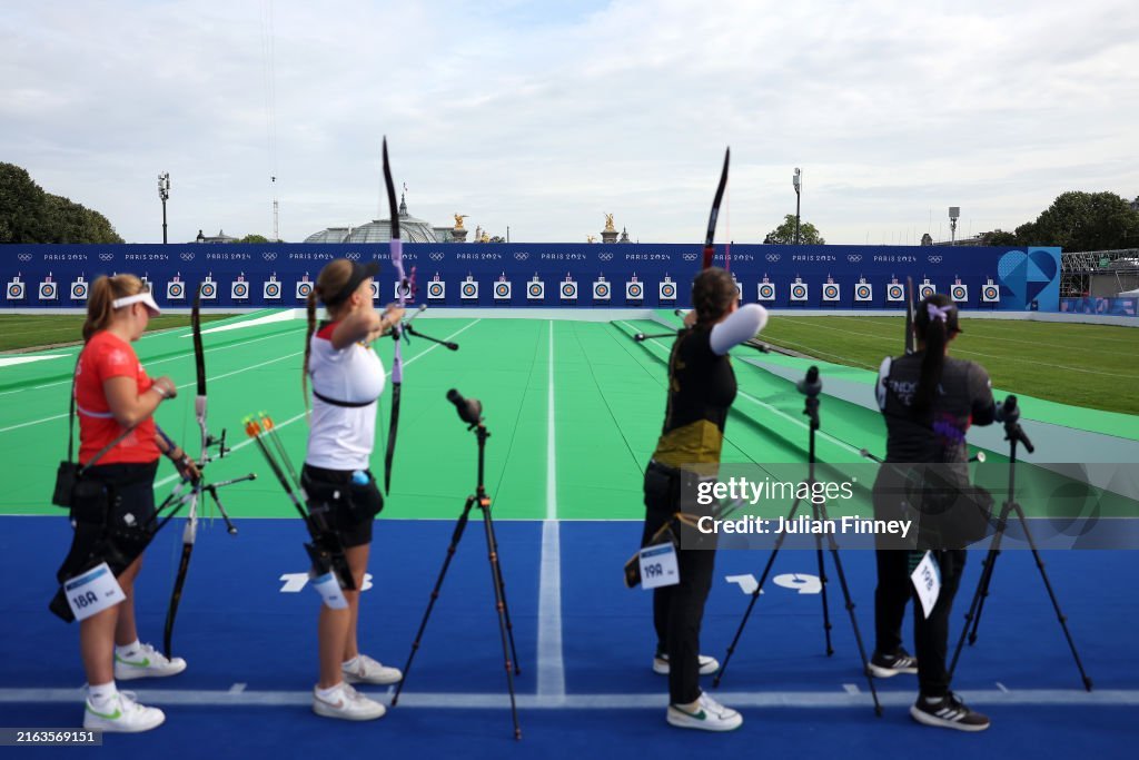 <a href="/eliacanales01/">Elia Canales</a> <a href="/RFETA/">RFETA</a> <a href="/COE_es/">Comité Olímpico Español</a> 🏹𝐄𝐥𝐢𝐚 𝐂𝐚𝐧𝐚𝐥𝐞𝐬 𝐦𝐞𝐣𝐨𝐫𝐚 𝐞𝐧 𝐥𝐚 𝐬𝐞𝐠𝐮𝐧𝐝𝐚 𝐦𝐢𝐭𝐚𝐝

🆙 La española se enfrentará a Megan Havers 🇬🇧 en la ronda de 1/32.

🏆16ª con 6⃣6⃣2⃣ pts.

#Archery #Paris2024 #JuegosOlímpicos