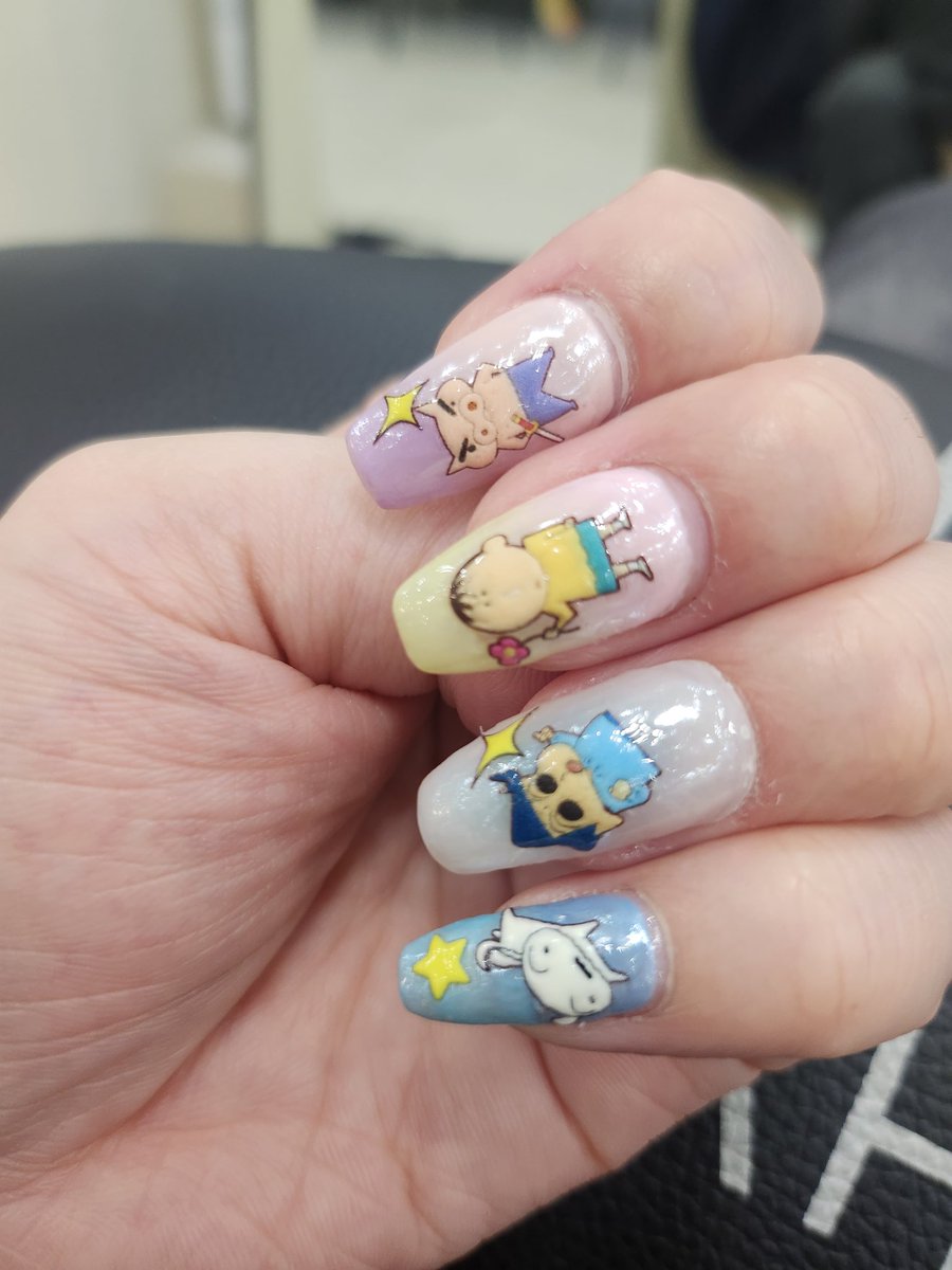 #네일 #부천 #짱구네일 
귀여웡 😆