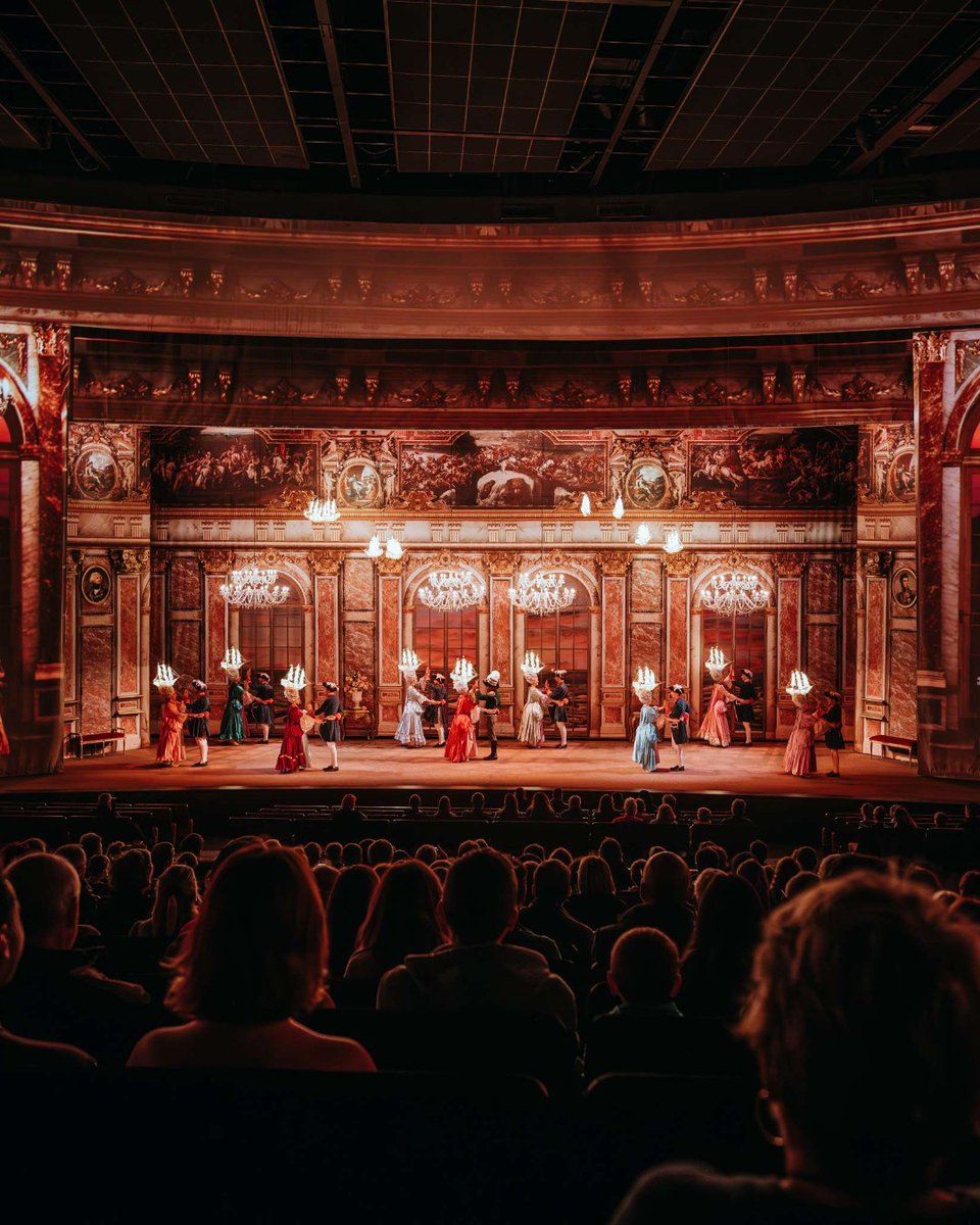 Have you seen it?

In 2024, Le Dernier Panache presents new projections and new lights for even more immersion!

©Apolline Cornuet
#PuyduFou #PuyduFou2024 #LeDernierPanache #France #versailles #immersiveshow