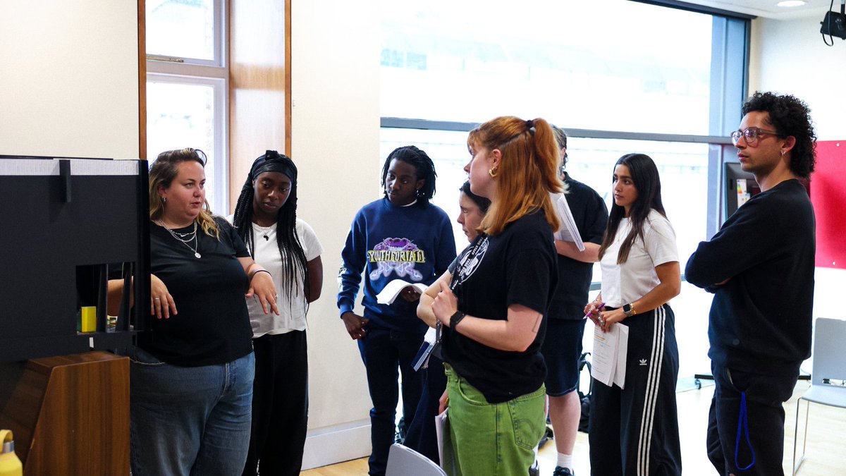 Stratford East tweet media