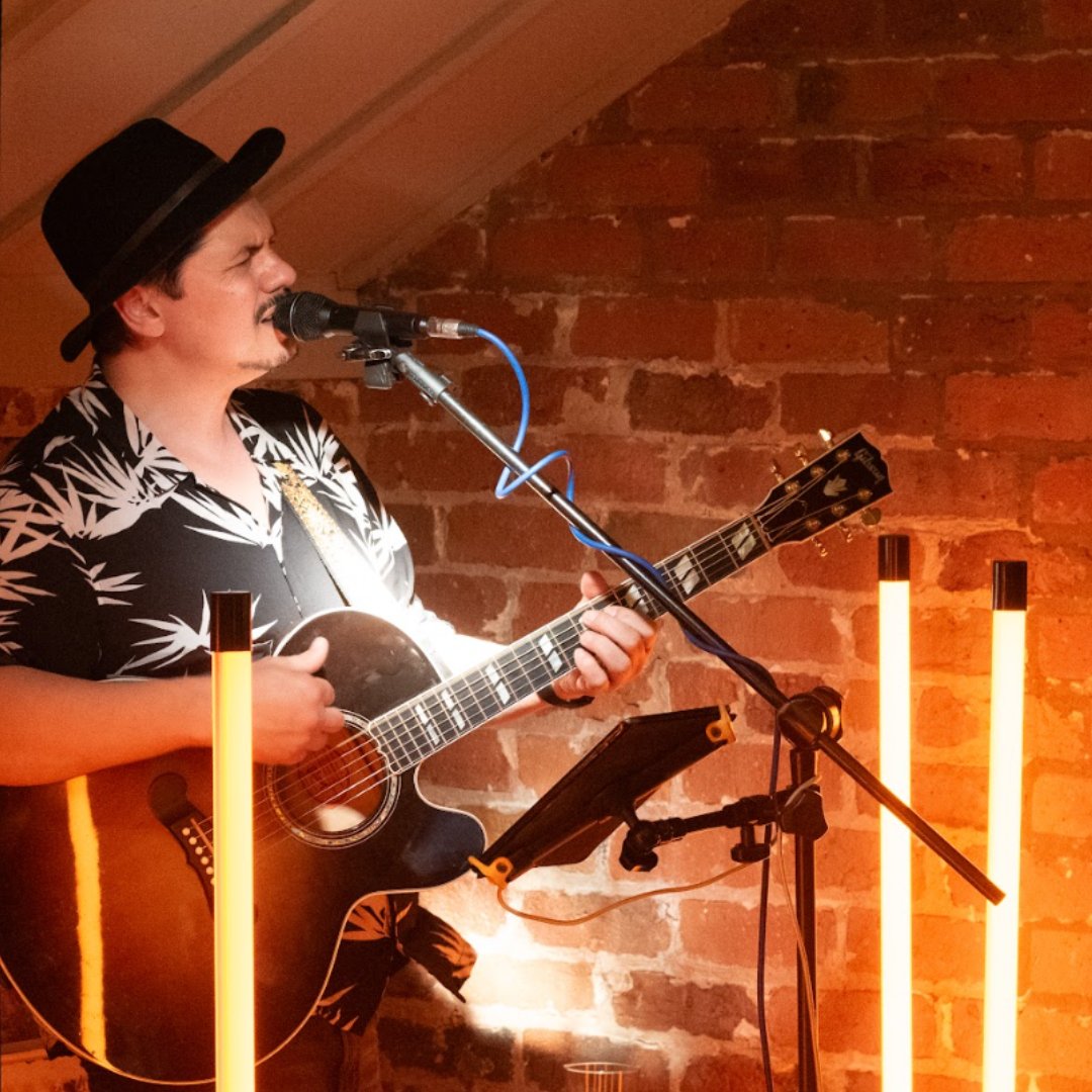 #SummerSocial Camera Roll! 📸

From making the most delicious #Burgers to the largest and most intense game of #Jenga, and some lovely #LiveMusic – it was all happening! 😎

Swipe through to see our #FavouriteMoments.

#SummerFun #CameraRoll #FunTimes #TeamEvent