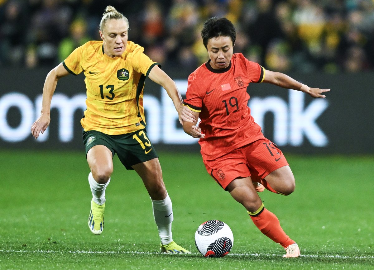The Matildas have been forced into a change just hours before their opening Olympics match, with veteran Tameka Yallop ruled out 😭

LIVE: bit.ly/4bV9CE9
