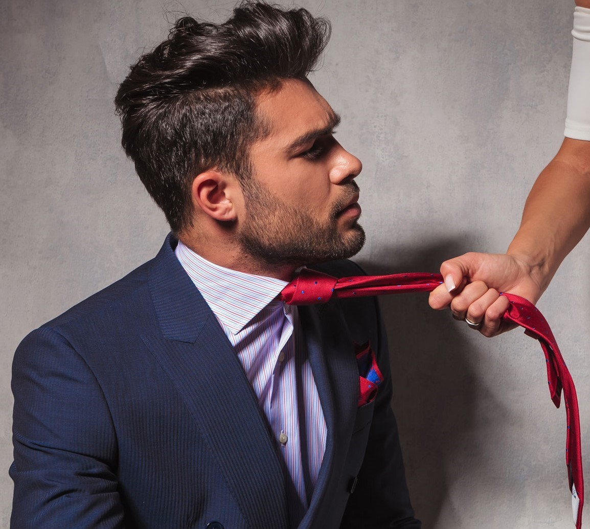 Emerging from a wedding venue for a smoke &amp; to yell abuse at the Pride Parade, a group of leathermen are passing &amp; soon his wrists are #handcuffed behind him &amp; he's forced to march in the parade, led by a silk leash round a tight collar, onlookers assuming he's into #suitbondage