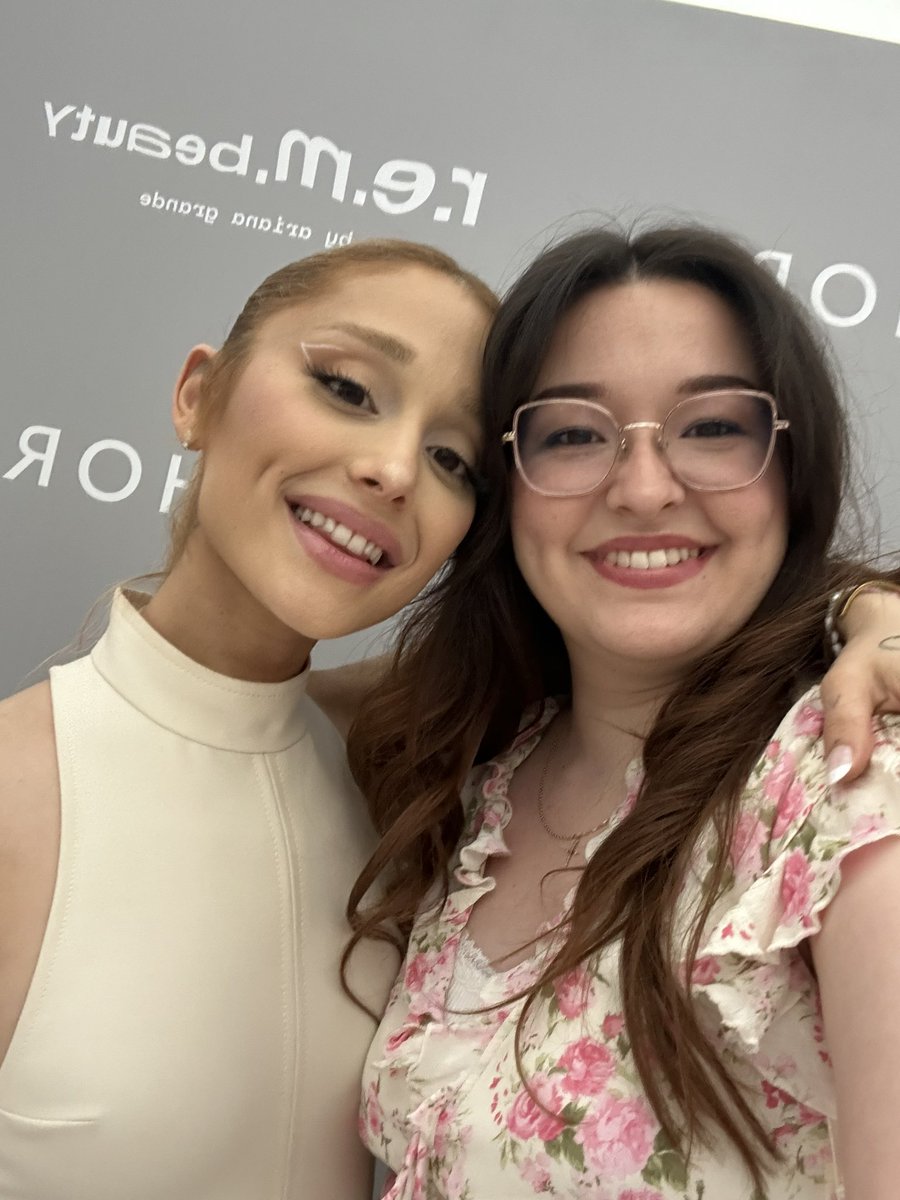 mat⁴🫧 𑣿 tweet media