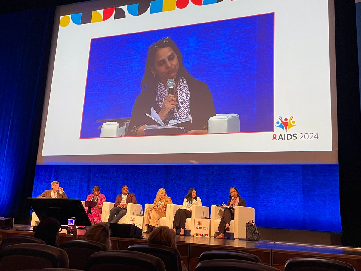 unicef_aids's tweet photo. #UNICEFatAIDS2024
Anurita Bains (@UNICEF) facilitates the symposium "Ahead of Time" - highlighting the experiences of achieving 2025 targets by countries, cities & programmes. Country experience by Armenia, India & Kenya.
#PutChildrenFirst #PutAdolescentsFirst https://t.co/SZ2Dazj0uK