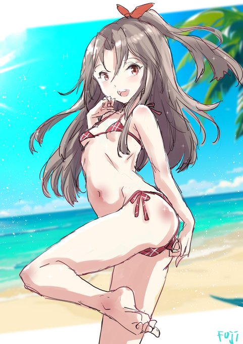 ビキニ瑞鳳さん
笑顔眩しい年齢不詳 