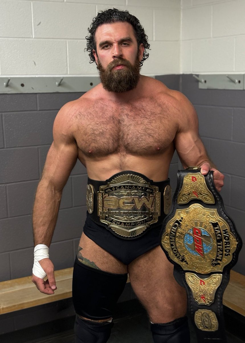 Chupacabra_01's tweet image. 🎂Happy Birthday to Jake Something! @JakeSomething_ #JakeSomething #TNA #WWE #NXT #ECW #NWA #WCW #ImpactWrestling #JakeDeaner #CousinJake #TheDeaners #ROH #AEW #MLW #LuchaLibreAAA #CMLL #NewJapan #NJPW #ProWrestlingNoah #AJPW