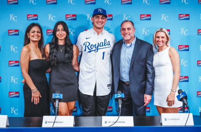Florida Gators Baseball tweet media