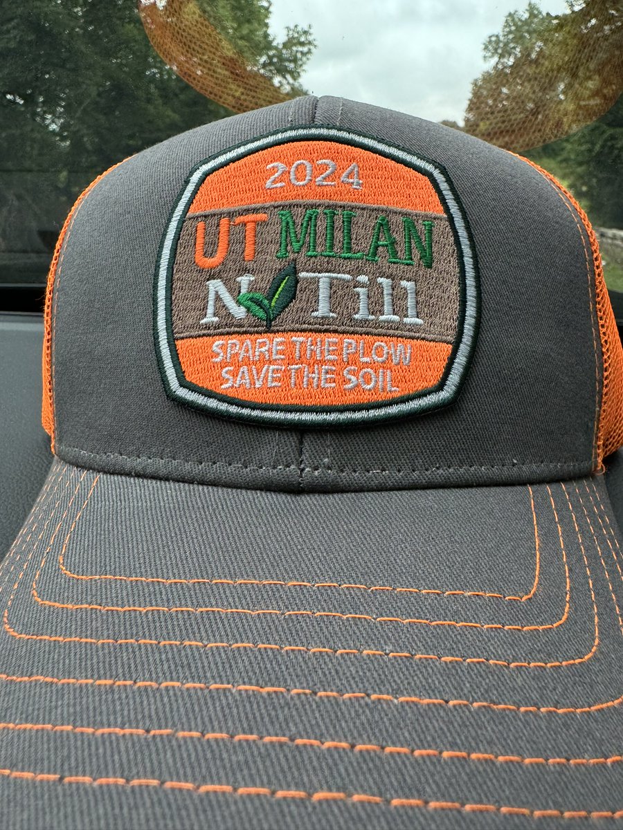 Comptroller <a href="/JasonMumpower/">Jason Mumpower</a> is attending the <a href="/UTIAg/">UT Institute of Agriculture</a>  Milan No-Till Field Day event with <a href="/SenJohnStevens/">Sen. John Stevens</a> and Reps. <a href="/tandarby/">Tandy Darby</a> <a href="/RepChrisTodd/">Rep Chris Todd</a> and <a href="/BrockMartinTN/">Brock Martin</a>. Also glad to see <a href="/UT_President/">UT System President Randy Boyd</a> <a href="/TNTreasuryDept/">TN Treasury Dept.</a> and <a href="/KC4UTIA/">Keith Carver</a> 🌱
