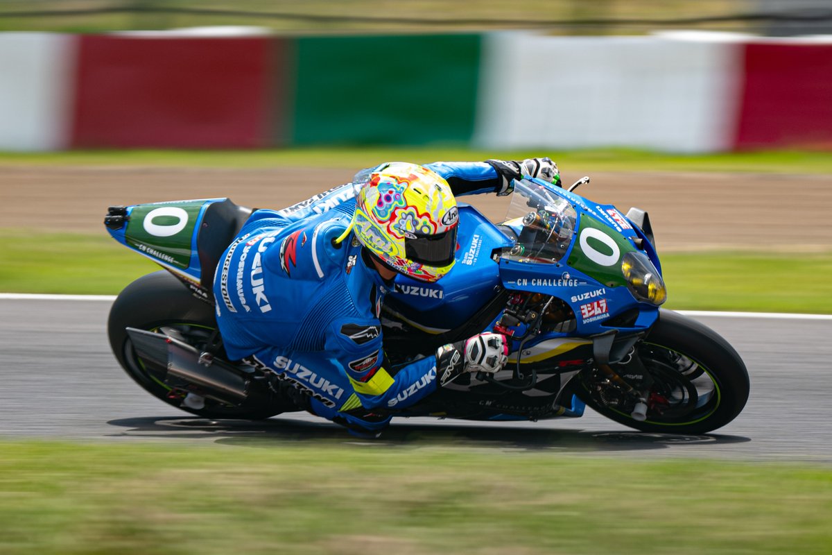 motographer2's tweet image. #TeamSUZUKI #GSXR1000R #CNCHALLENGE #鈴鹿8耐  #濱原颯道 #生形秀之 （撮れてないけど）