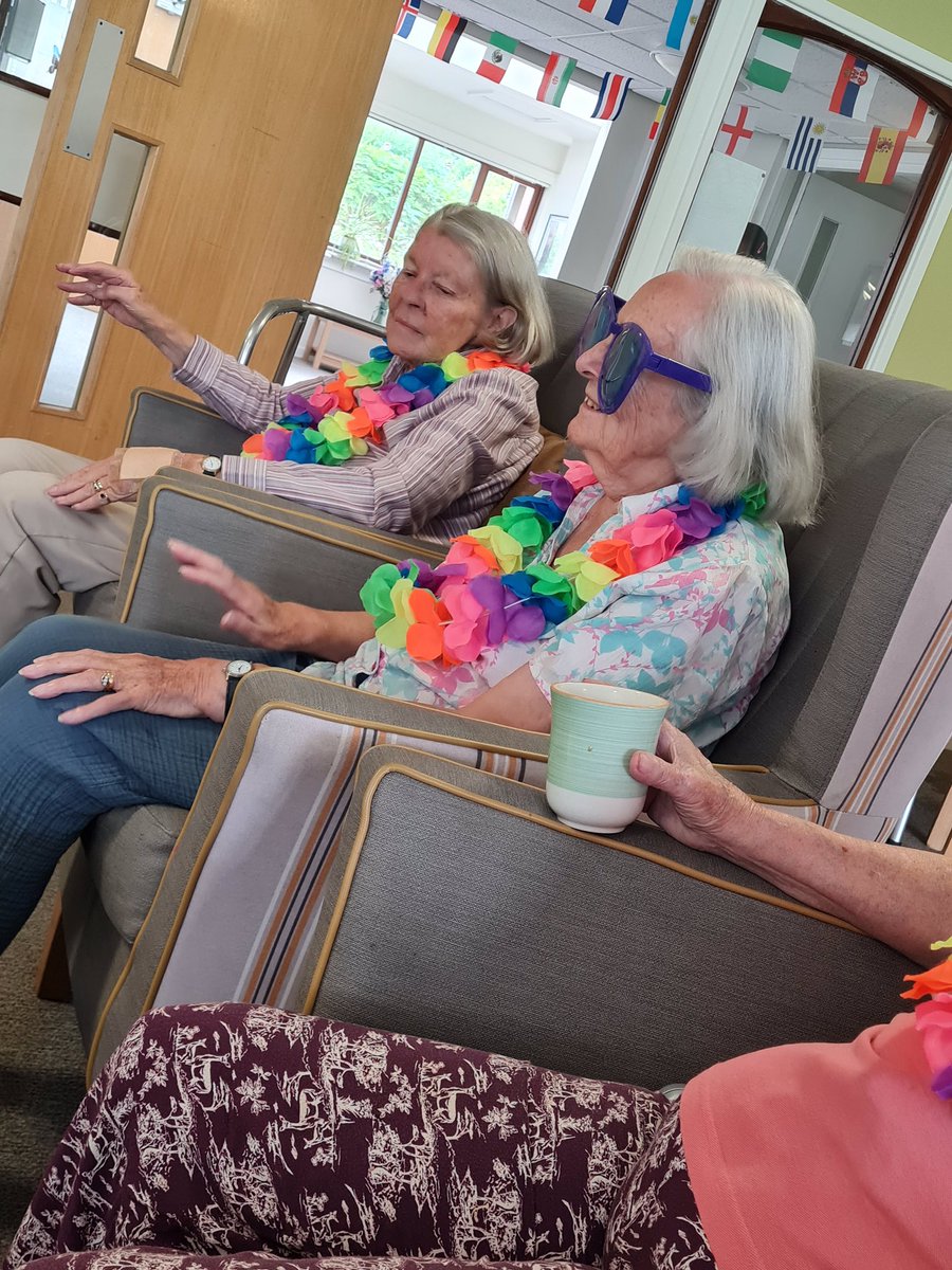Zest Dance / seated exercises live on zoom, today’s theme was Summer Bangers ! Lots of great fun was had today at the Ridings 🤗🕶️😎⛱️ <a href="/AnchorLaterLife/">Anchor</a> <a href="/anchorzestwell1/">anchorzestwellbeing</a> #zestdance #summerbangers