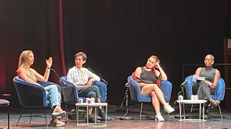 It was such an honour to be on this panel at <a href="/PalFest/">Palestine Festival of Literature</a> last night discussing <a href="/fossilfreebooks/">Fossil Free Books</a>, the divestment movement and Palestinian liberation.

So much love and respect for my fellow organisers <a href="/yazzarf/">yara rodrigues fowler</a> and <a href="/JessJohannesson/">Jessica Gaitán Johannesson</a> - and our amazing host <a href="/lolaolufemi_/">lola olufemi</a>