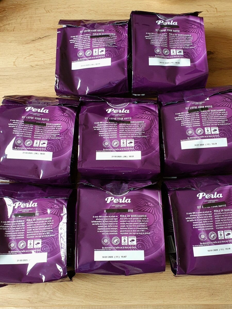 KPDronten's tweet photo. Koffiepads te koop https://t.co/6Nw44nQoXt https://t.co/rkOMIalADo