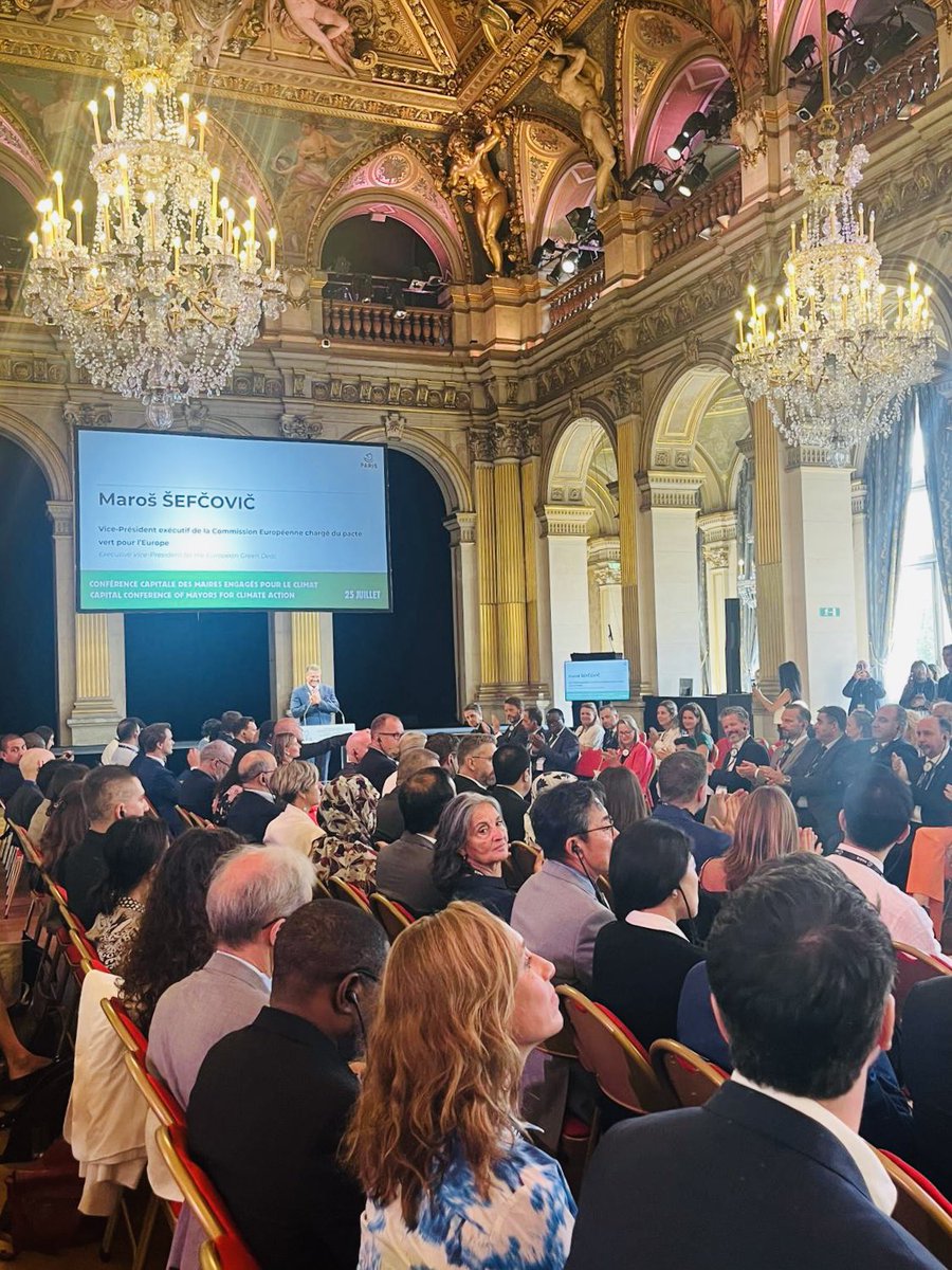 MarosSefcovic's tweet photo. Local leadership can shape our collective ambition.

@Paris has shown that it's possible to organise an event on the largest scale #Olympics with respect for our planet: making the most sustainable choices as renewables, zero-emission mobility, circular economy whenever possible. https://t.co/w5bITJSRYZ