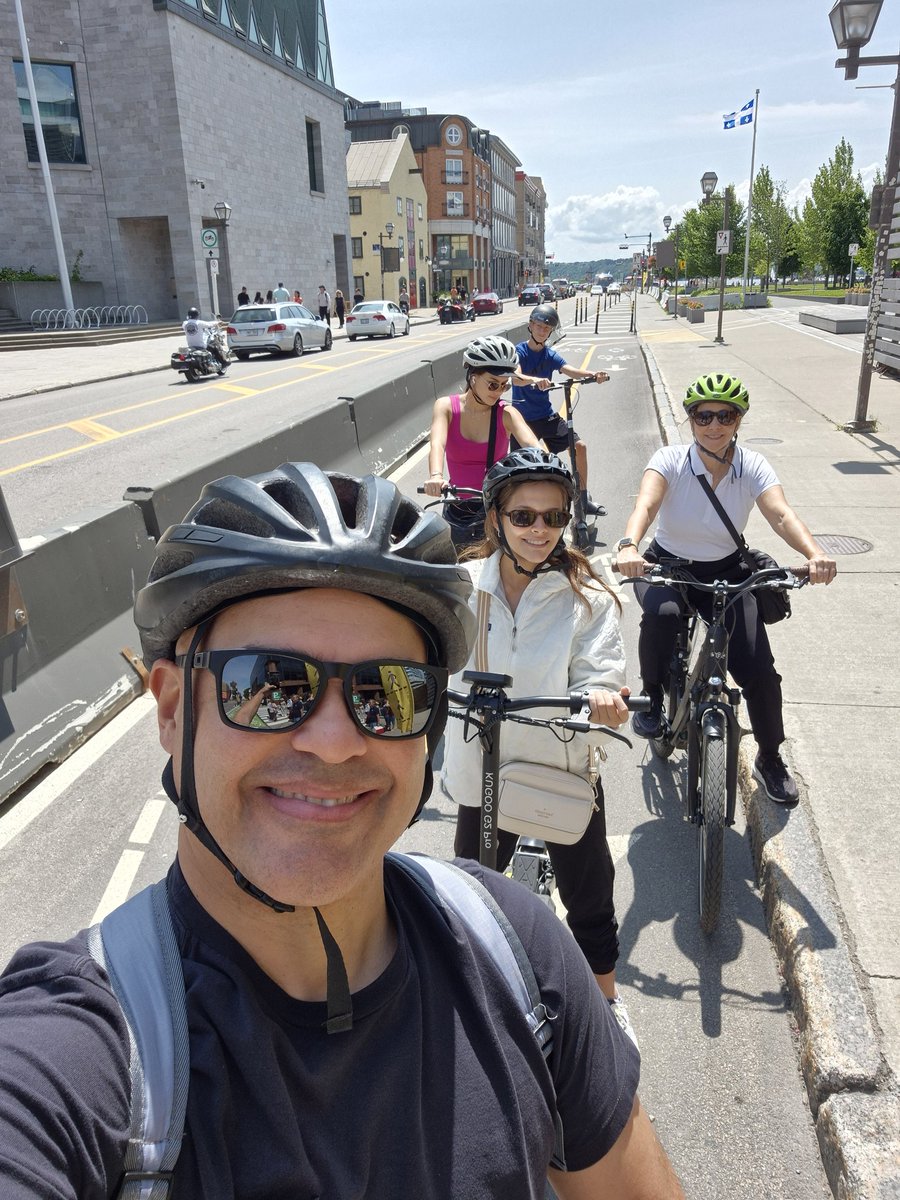 Paseo por Quebec City y rumbo a Montmorency Falls...