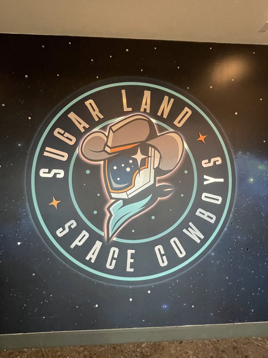 A little AFT Convention downtime at our MN night out social event #RealSolutions #AFTPC24