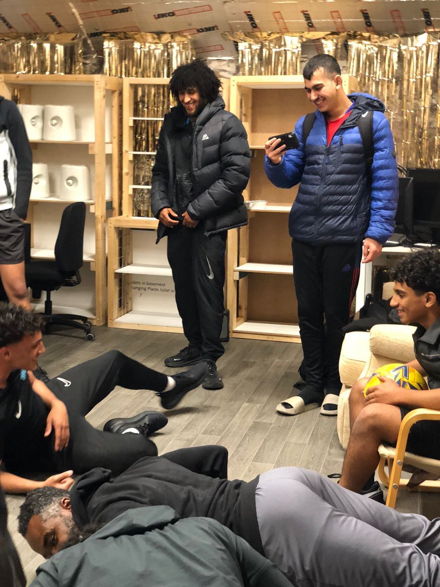 ladfnetwork's tweet image. Successful Fireside Talks🔥 

Fireside Talks is a Young Black Men’s project, dedicated to young boys aged 14-18. If you’re interested in Fireside talks or know someone who could really benefit from this community, please reach out via Dm or email us at: ladfnetwork@gmail.com