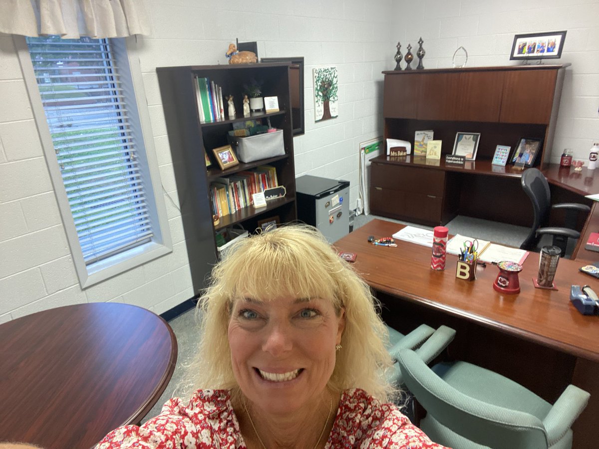 Michelle Baker tweet media