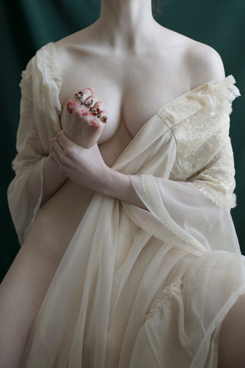 ‘Revenge’, Self-portrait photography. 🩸