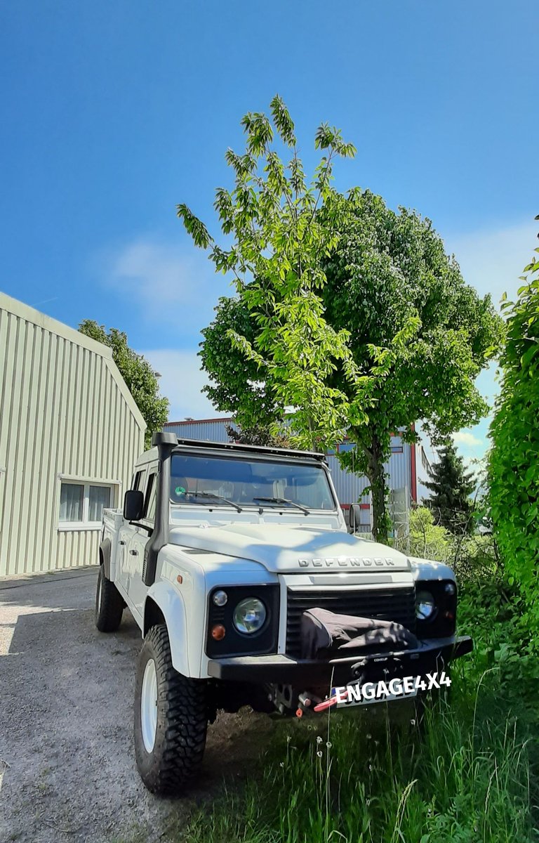 Defender 130 Umbau bei 4WARD4X4 Land Rover Spezialist mit ENGAGE4X4 Produkten.

#4ward4x4 #overlanding #umbaudefender #umbau130 #engage4x4 #offroad #offroad #reisefahrzeuge #auflastung #fahrwerkdefender

Land Rover Defender with our specialized services in Baden-Baden.