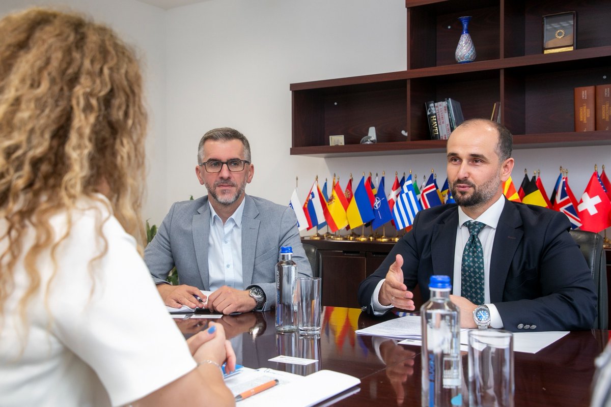 UNOPS_SEEurope's tweet photo. 🤝 Excited to collaborate with Minister @OMurtezani  on the EU accession process of North Macedonia! 
With support from 🇸🇪 and 🇨🇭 @UNOPS contributes to enhancing administrative capacities and aligning legislation with EU standards.
Together, we're building a stronger future 🇲🇰🇪🇺 https://t.co/98yazx4LVa