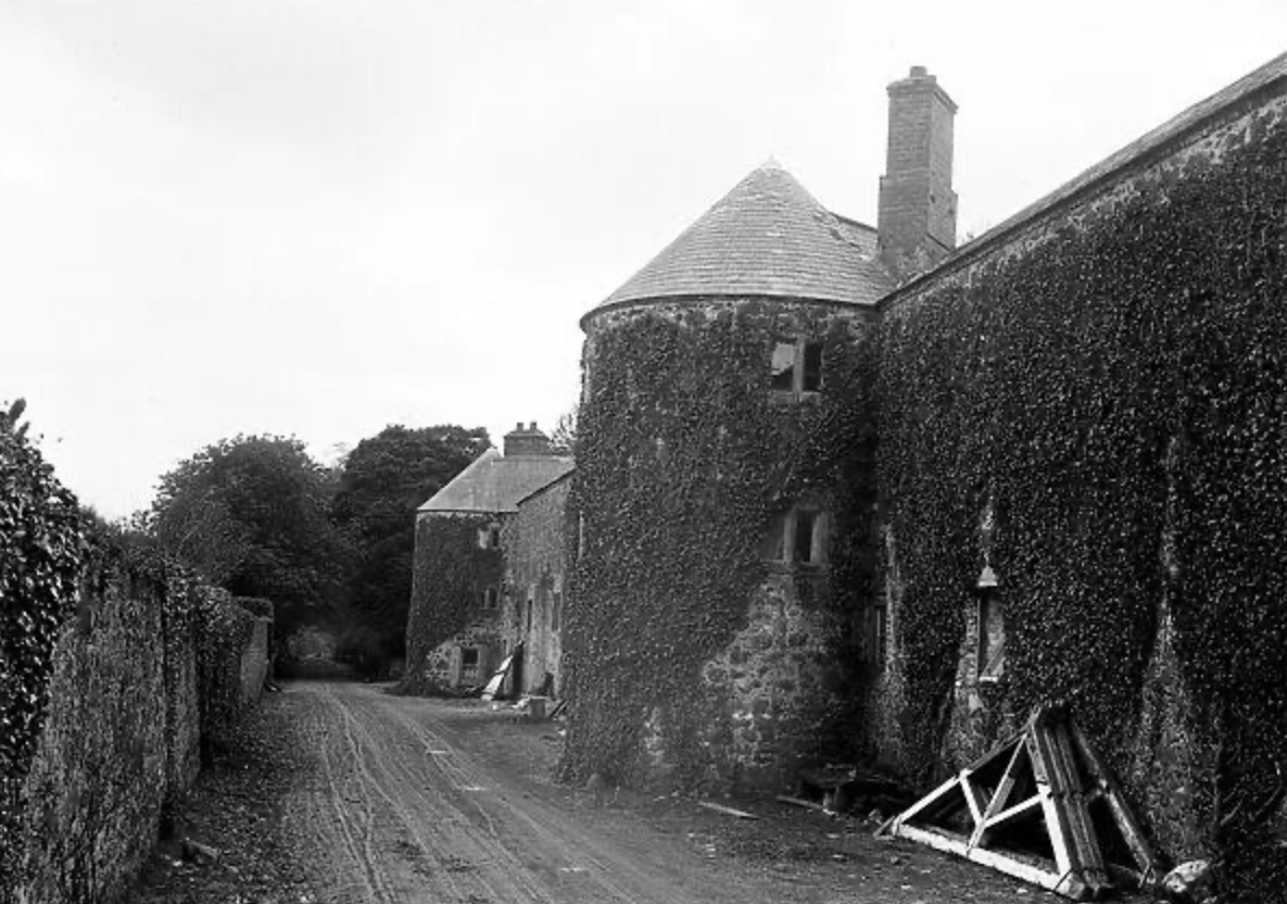 timothyferres's tweet photo. NEW ARTICLE ~ Dalway of Carrickfergus https://t.co/4njFc0lT29
#Dalway #Carrickfergus #Kilroot #Bellahill https://t.co/ytExqtlYtZ